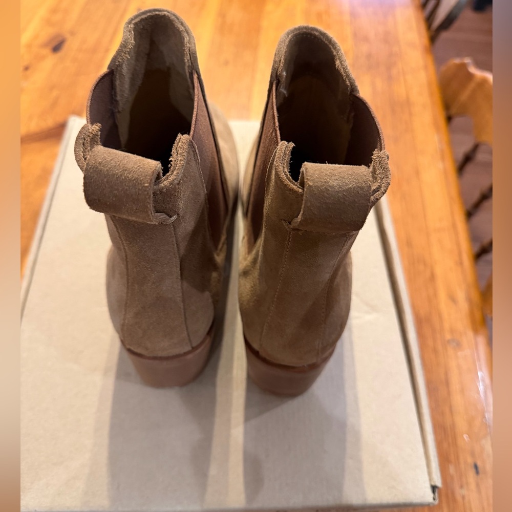 Nisolo Chelsea Boots - Picture 5 of 7